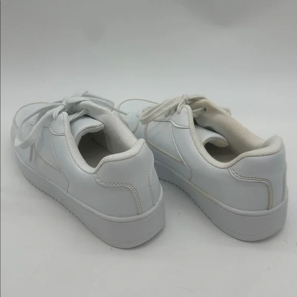 Time and Tru White Low Top Athletic Memory Foam Sneaker Shoes Women's - Size 8 - Picture 6 of 11
